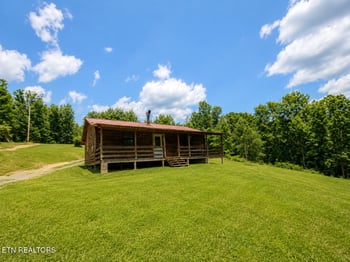 741 Melvin Hollow Rd, Pioneer, TN 37847