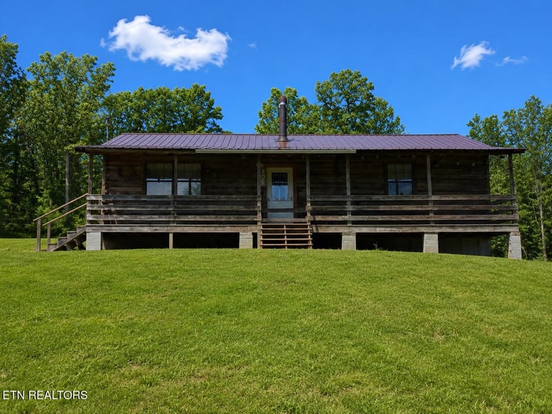 741 Melvin Hollow Rd, Pioneer, TN 37847