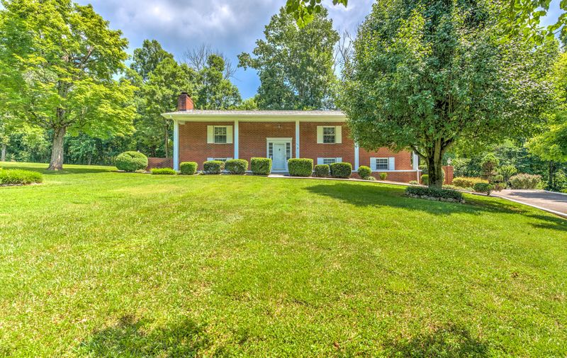 741 Tamiami Tr, Knoxville, TN 37924