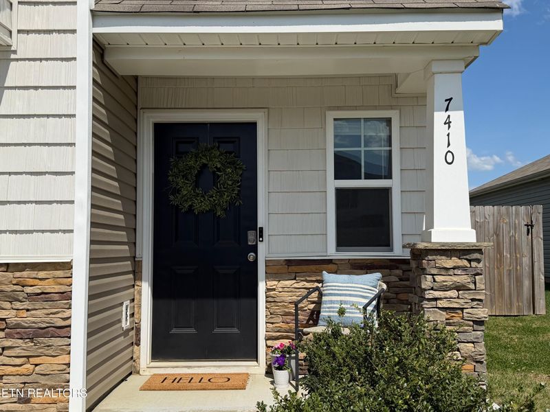 7410 Cottontail St, Corryton, TN 37721