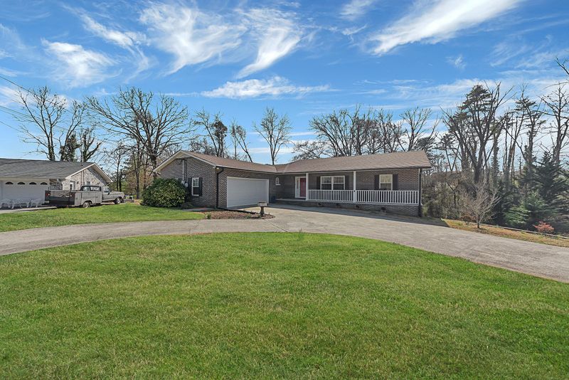 7410 Wickam Rd, Knoxville, TN 37931