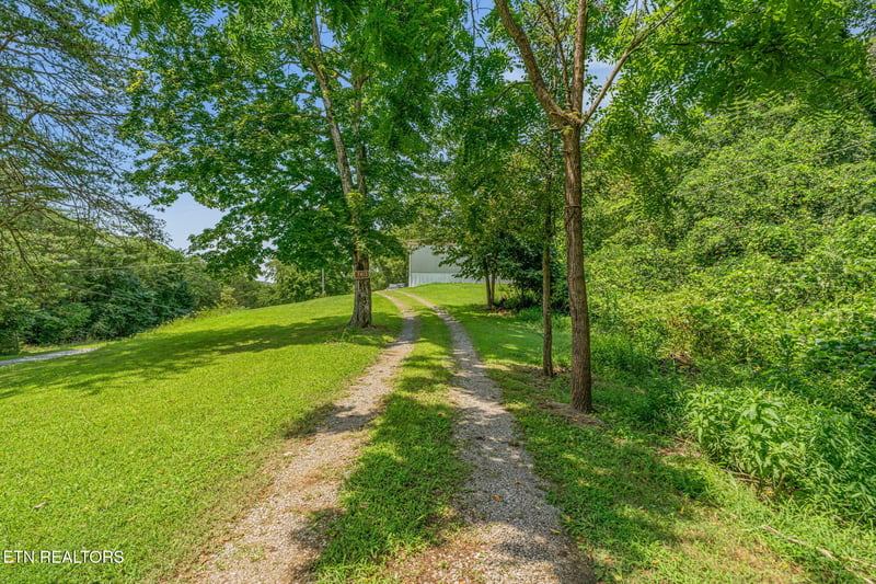 7413 Dunlap Rd, Knoxville, TN 37920