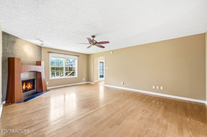 7418 Beavers Bend Ln, Corryton, TN 37721