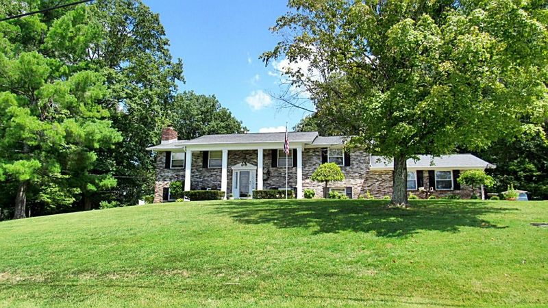 7418 Leeper Blake Cir, Knoxville, TN 37924