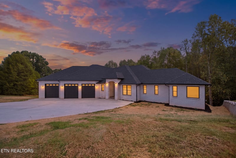 7418 Ridge Haven Ct, Corryton, TN 37721