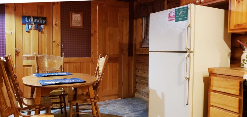 742 Kings Hills Blvd, Pigeon Forge, TN 37863