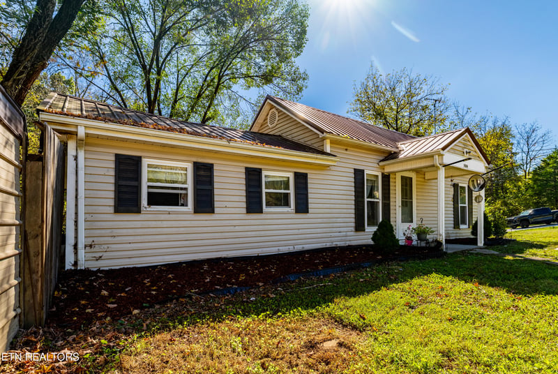 7421 Sevierville Pike, Knoxville, TN 37920