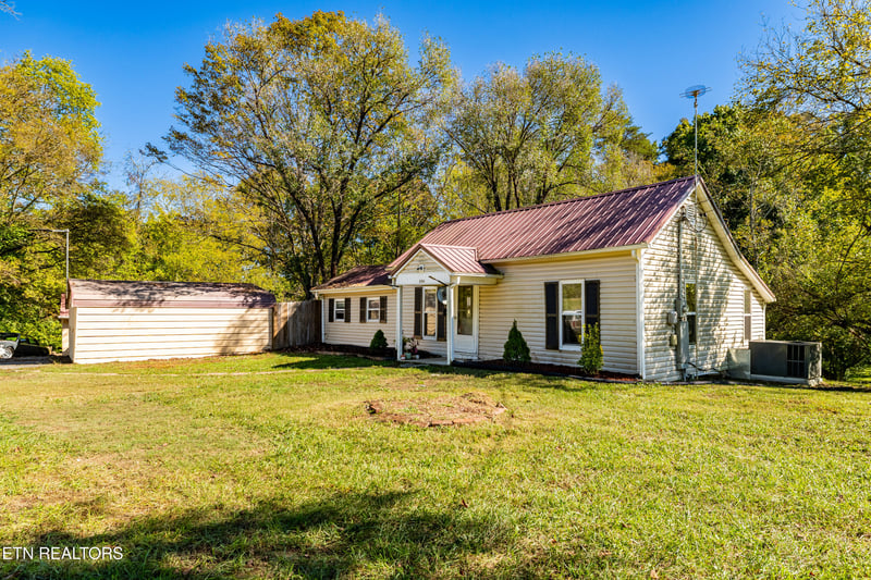 7421 Sevierville Pike, Knoxville, TN 37920