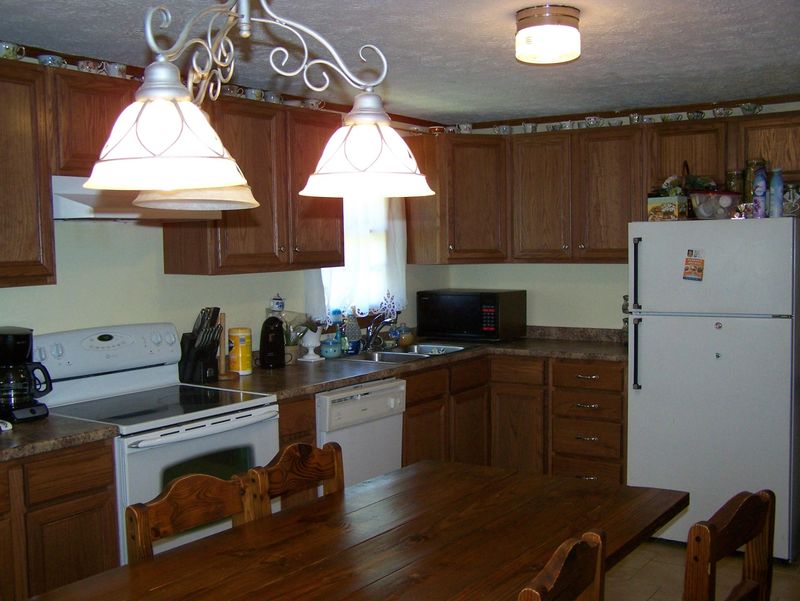 7426 Pinto Ln, Corryton, TN 37721