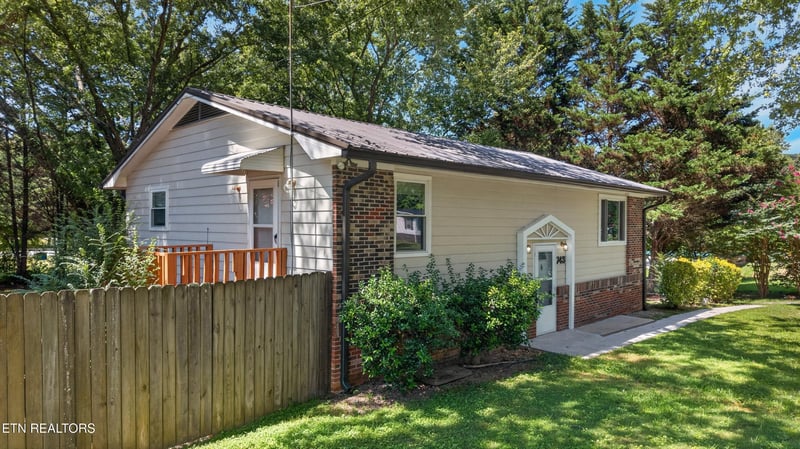743 Jaybird Rd, Morristown, TN 37814