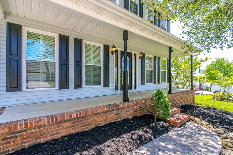 7434 Willow Trace Ln, Knoxville, TN 37938