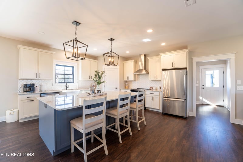 7437 Mountain Glory Way, Corryton, TN 37721