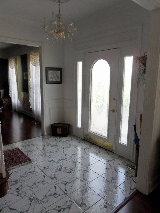 744 N Main St, Clinton, TN 37716