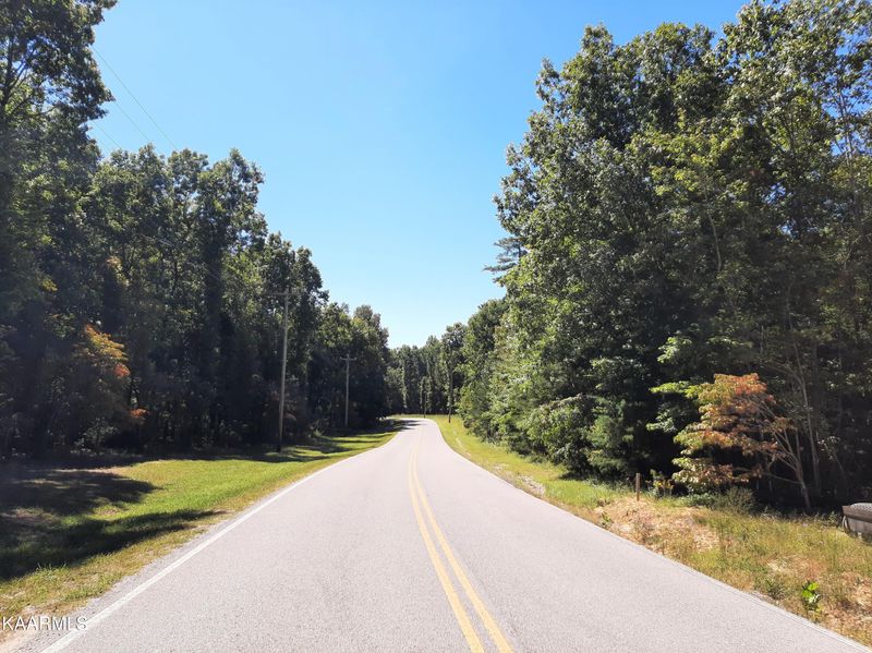 744 Westchester Dr, Crossville, TN 38558