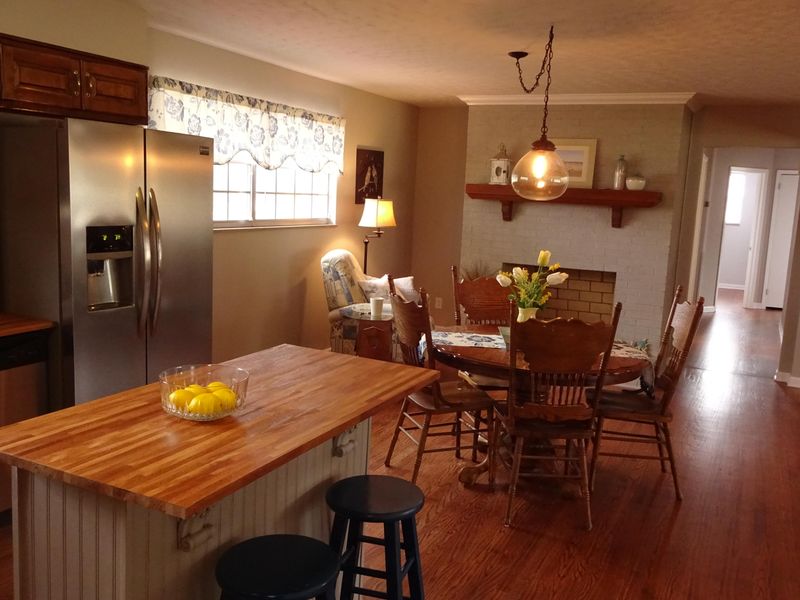 7441 Casselberry Rd, Corryton, TN 37721