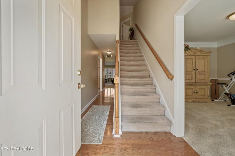 7442 Saint Baron Way, Powell, TN 37849