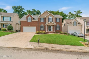 7443 Sparkle Ln, Knoxville, TN 37931