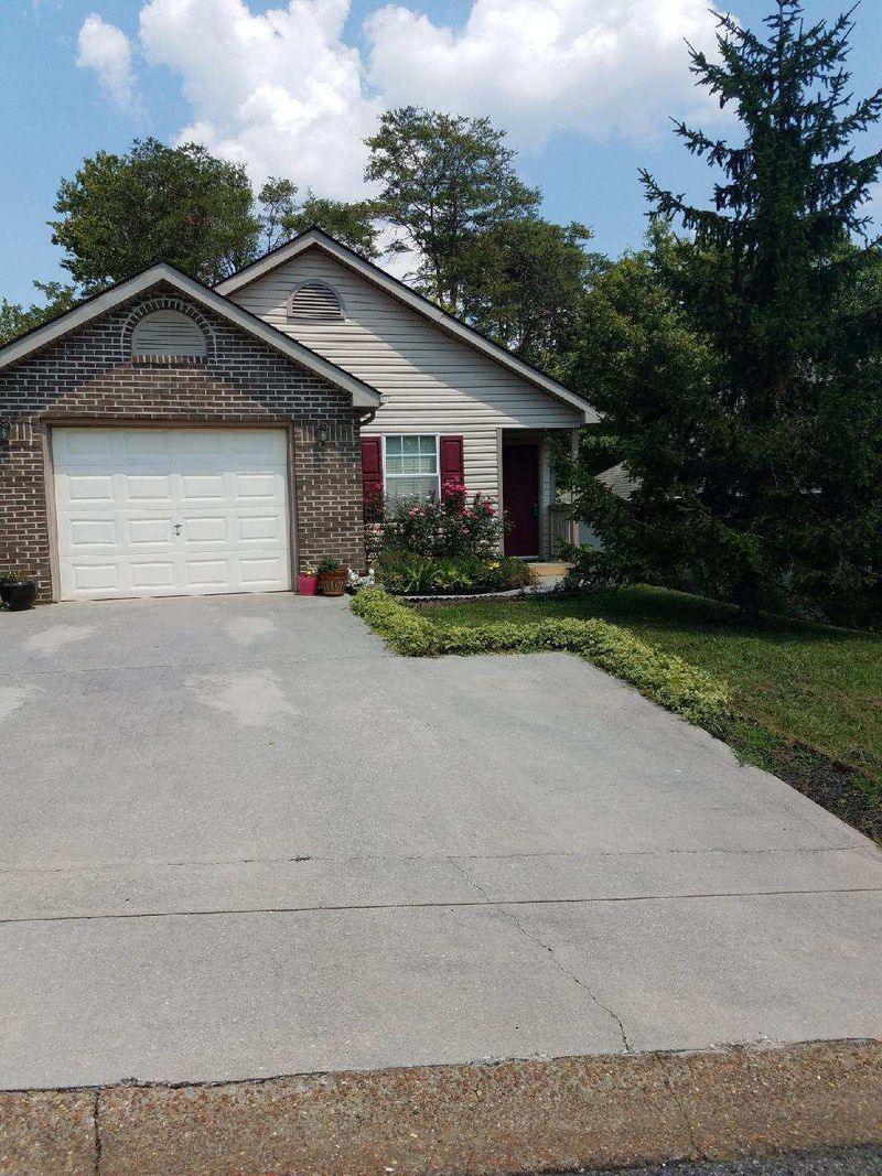 7444 Burnheim Way, Knoxville, TN 37920