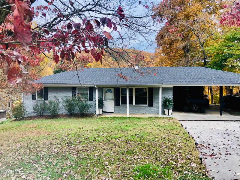 7447 Evolene Cir, Talbott, TN 37877