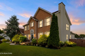 7449 Willow Trace Ln, Knoxville, TN 37938