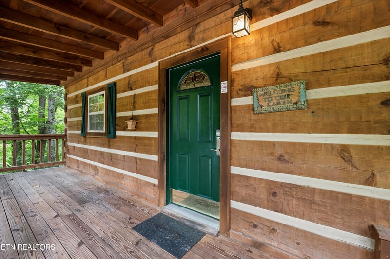 745 Hazy Cir, Gatlinburg, TN 37738