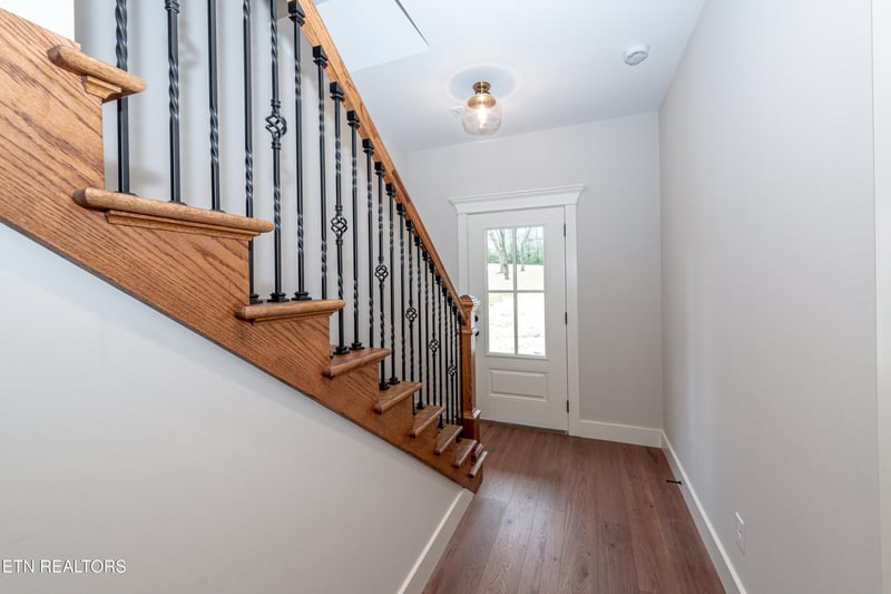 745 Maple Grove St, Maryville, TN 37801