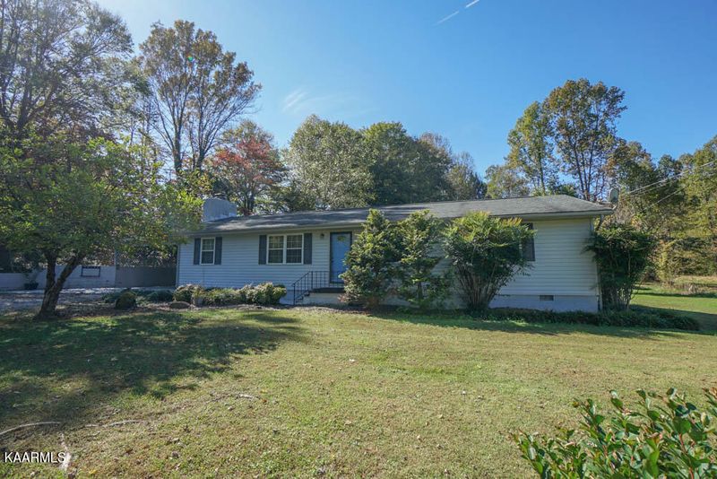 745 Mel Hall Rd, Maryville, TN 37803