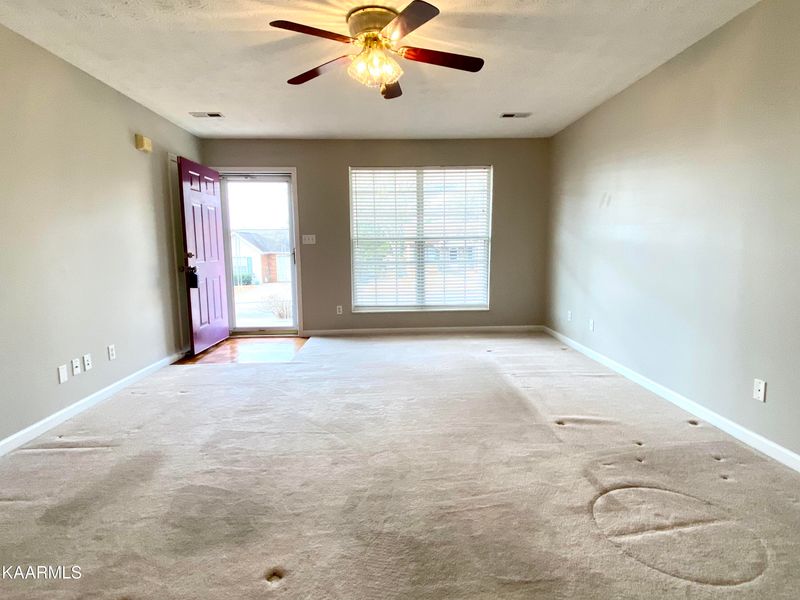 7451 Lyle Bend Ln, Knoxville, TN 37918