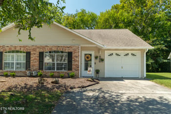 7456 Creek Song Ct, Knoxville, TN 37920