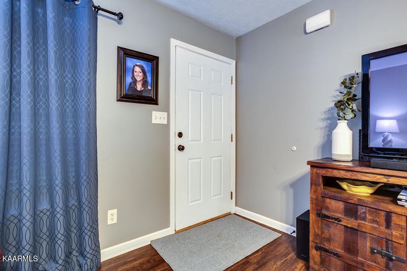 7461 Cotton Patch Rd, Corryton, TN 37721