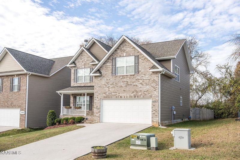 7467 Ladd Rd, Powell, TN 37849