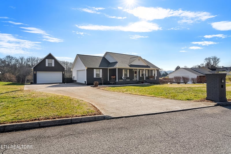 7468 Ravencrest Ln, Corryton, TN 37721