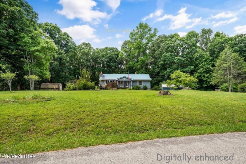 748 Christenson Rd, Deer Lodge, TN 37726