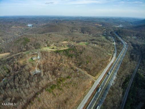 749 Highway 116, Caryville, TN 37714