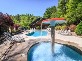 749 Yona Trail Way, Gatlinburg, TN 37738
