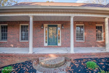 75 Hickory Tr, Norris, TN 37828