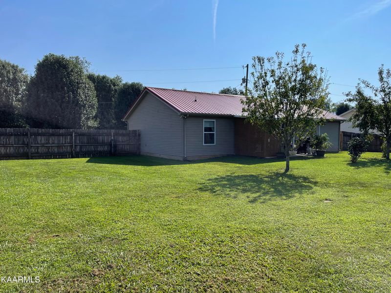 7500 Wheatmeadow Rd, Corryton, TN 37721