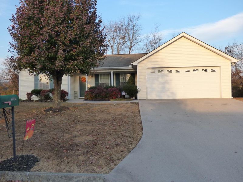 7501 Wheatmeadow Dr, Corryton, TN 37721