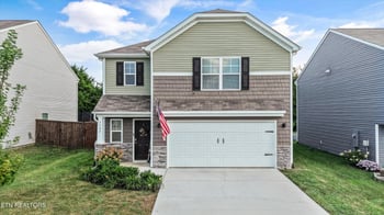 7502 Game Bird St, Corryton, TN 37721