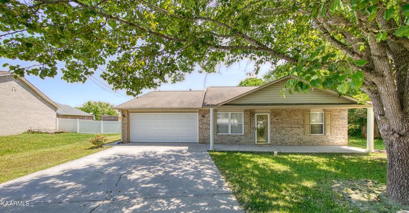 7504 Joyful Ln, Corryton, TN 37721