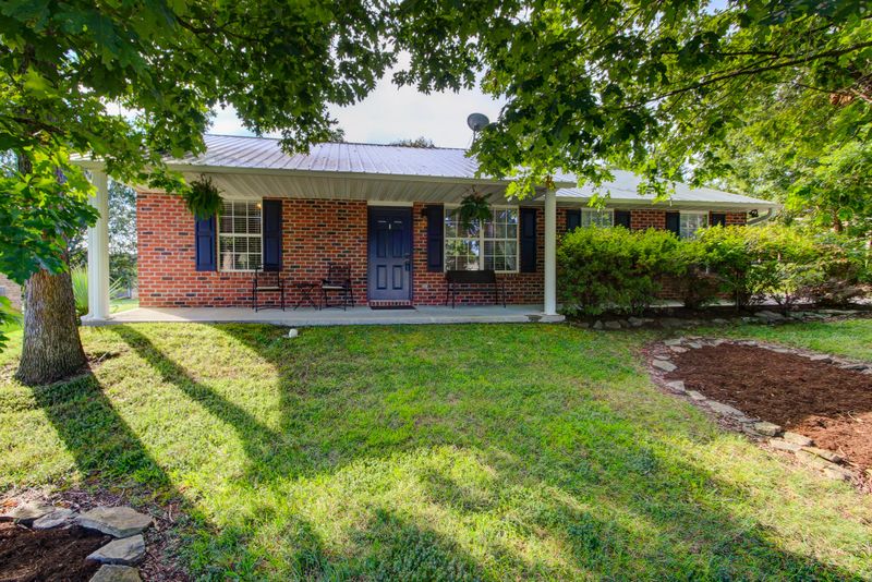7505 Bathsheba Ln, Corryton, TN 37721