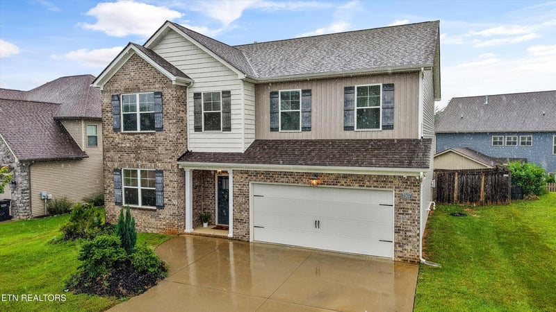 7507 Hedge Rose Ln, Knoxville, TN 37931