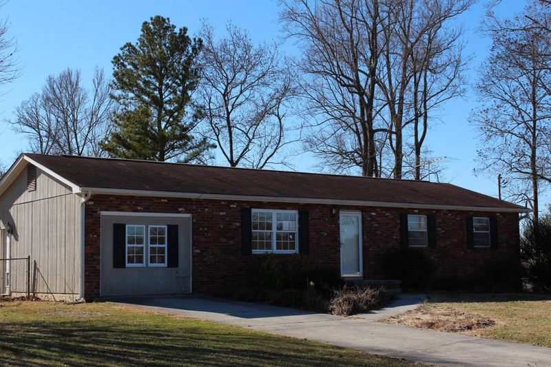 7509 Gibbs Rd, Corryton, TN 37721