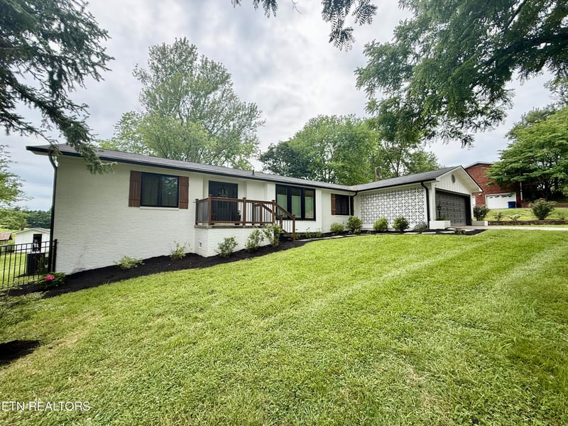 7509 Lancashire Blvd, Powell, TN 37849