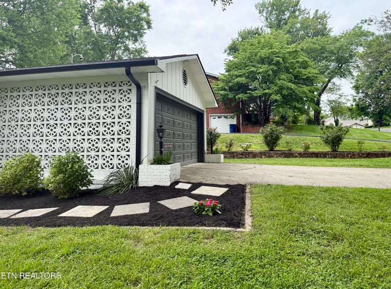 7509 Lancashire Blvd, Powell, TN 37849
