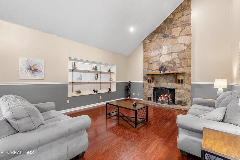 751 Ridge Rd, Gatlinburg, TN 37738