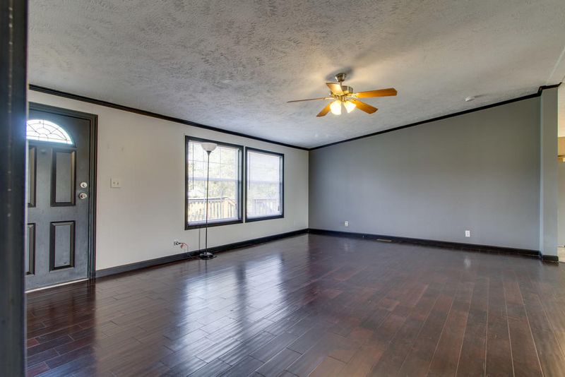 7510 Boruff Rd, Corryton, TN 37721
