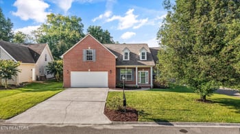 7512 Cherry Blossom Ln, Knoxville, TN 37931
