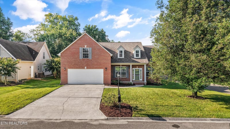 7512 Cherry Blossom Ln, Knoxville, TN 37931