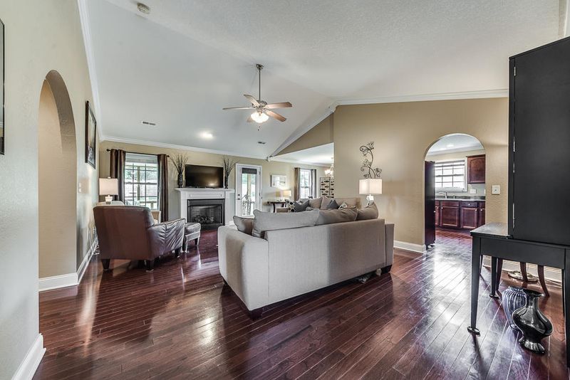 7512 Megan Hope Dr, Corryton, TN 37721